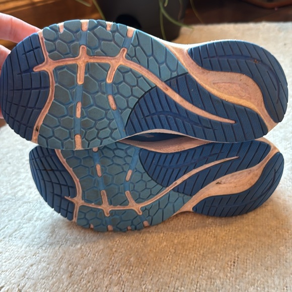 New Balance Roav fresh foam 960 Size 4 - Picture 2 of 6